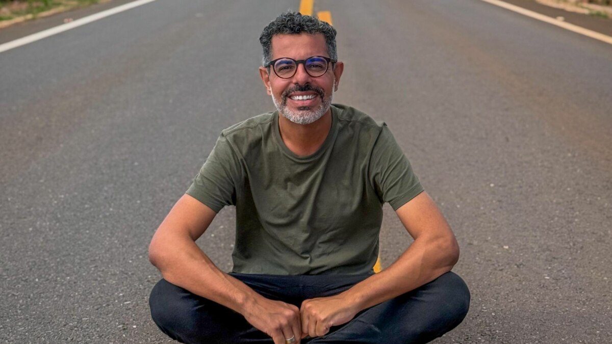 Chico Regueira em trecho do Globo Repórter na série sobre o centro do Brasil