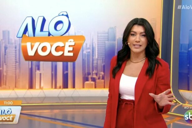 Daniele Brandi estreando na apresentação do Alô Você