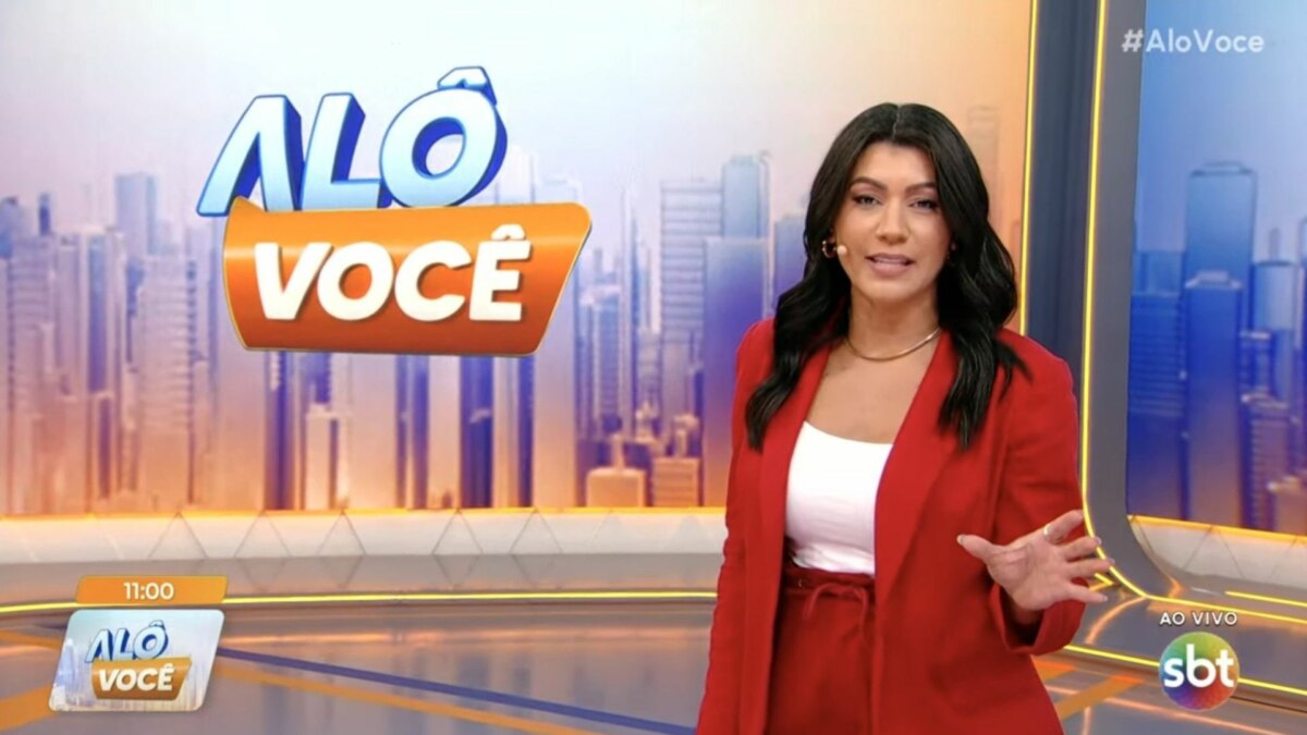 Daniele Brandi estreando na apresentação do Alô Você