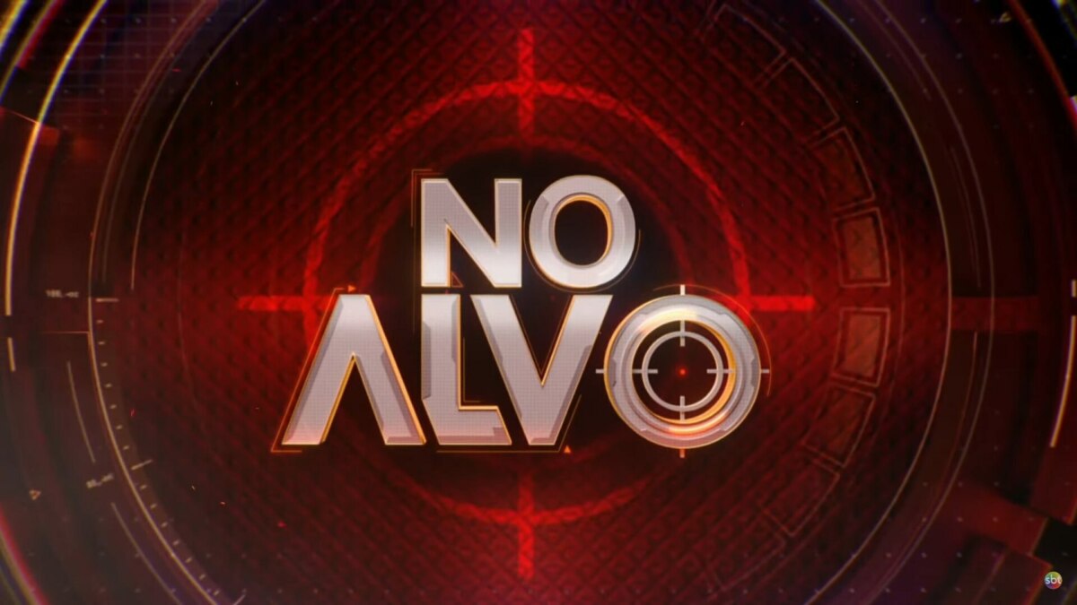 Logo do programa No Alvo do SBT. O logo tem cores em vermelho e prateado com um alvo ana última letra 'o'