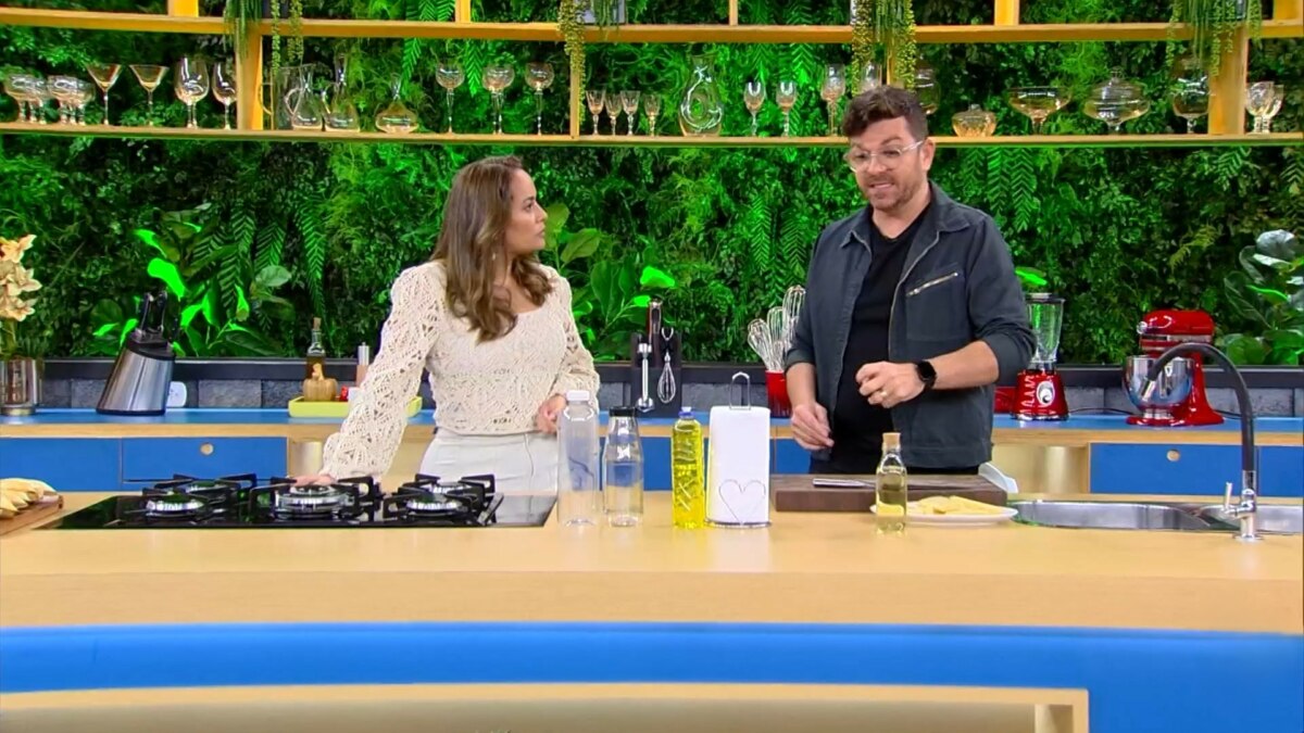 Renata Alves e Guga Rocha na cozinha do Hoje em Dia
