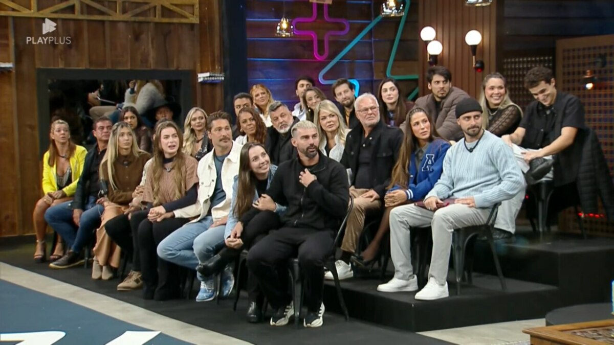 TOP 4 e eliminados reunidos no Quebra-Power do Power Couple Brasil 7