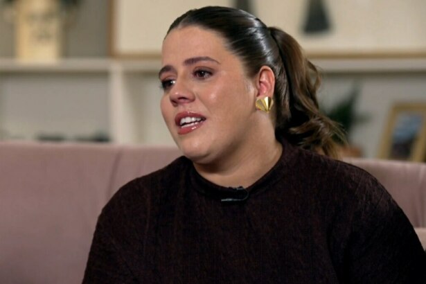 Tati Machado emocionada, em trecho de entrevista ao Fantástico sobre a morte do filho