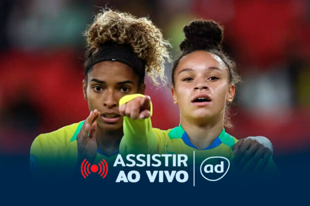 Jogadoras da Seleção na arte onde assistir ao jogo Brasil x Colômbia pela final da Copa América Feminina
