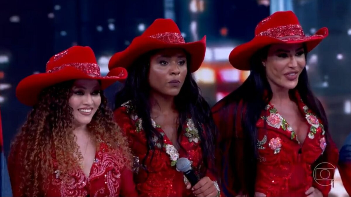 Mulheres do Grupo A na Dança dos Famosos vestidas de roupa vermelha