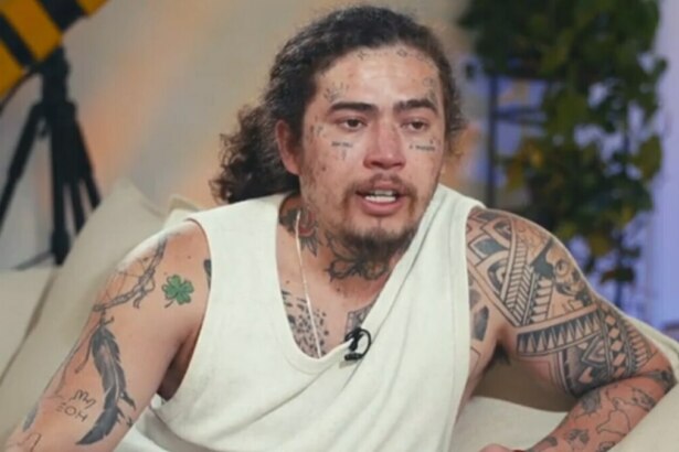 Whindersson Nunes, com um semblante um pouco abatido, em trecho de entrevista ao Fantástico