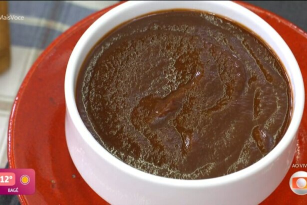 Trecho da receita ketchup de cravo e canela, ensinada por Ana Maria Braga no Mais Você