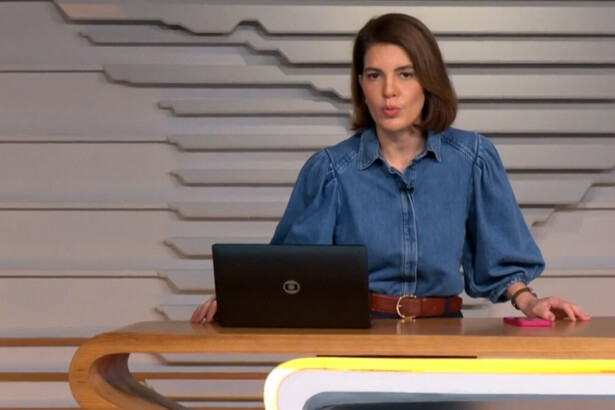 Mariana Gross em pé na bancada do Bom Dia Brasil