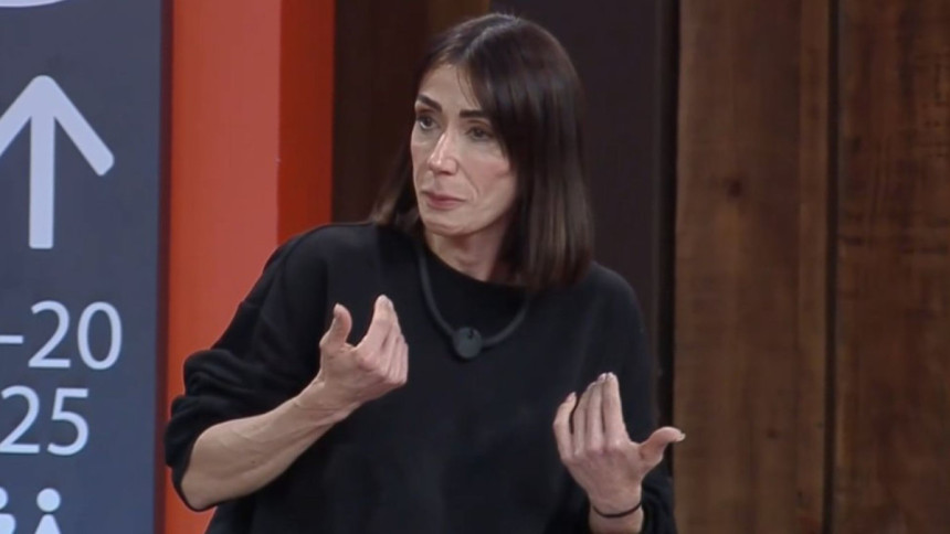 Michelle Barros em trecho de dinâmica na estreia de A Fazenda 17