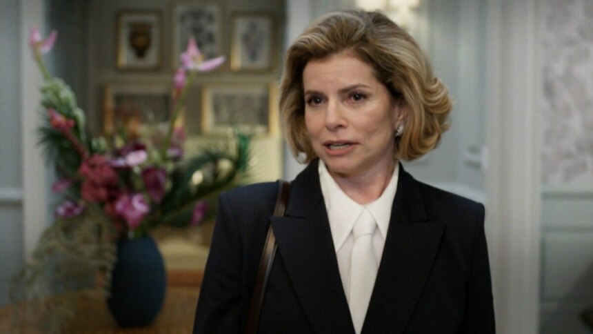 Debora Bloch como Odete Roitman em cena de Vale Tudo