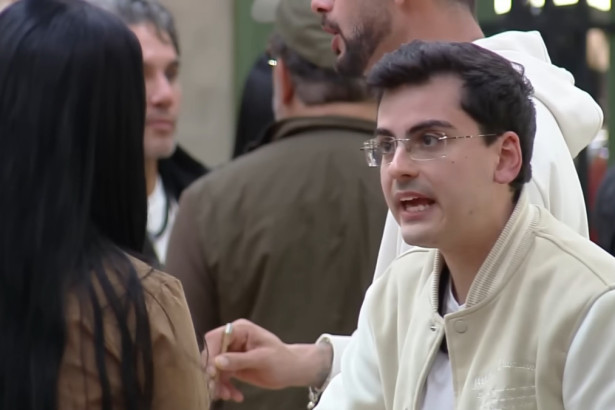 Rayane e Dudu Camargo em trecho de discussão na A Fazenda 17