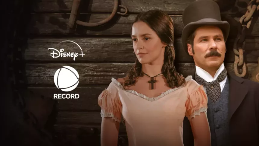 Isauara ao lado de Leôncio no poster de divulgação de A Escrava Isaura junto com o logo do Disney+ e da RECORD