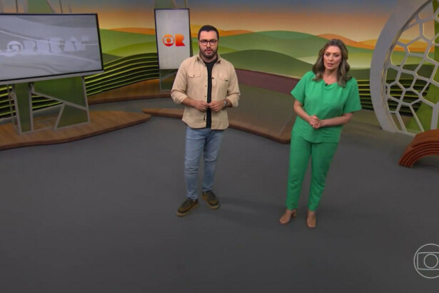 Pedro Málaga e Cristina caminham no cenário do Globo Rural