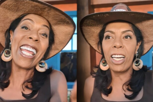 Marcia Fu sorrindo na área externa de A Fazenda 17