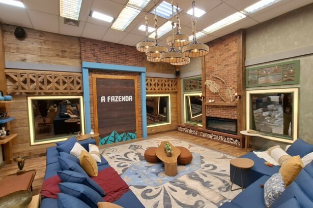 Sala de A Fazenda 17 sem nenhum participante, apenas com a decoração rústica