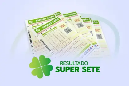 Bilhetes verdes na arte do resultado do Super Sete
